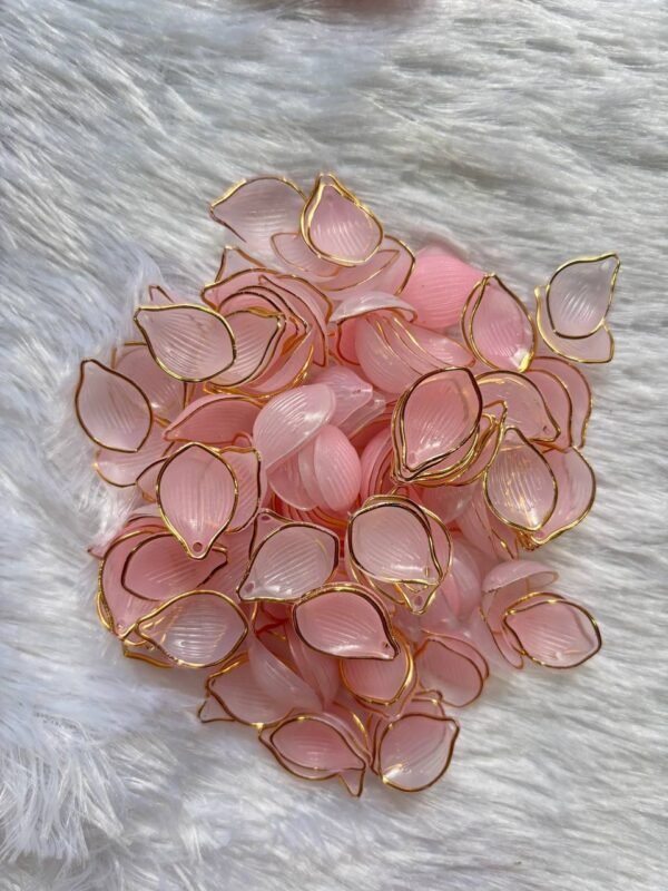 Light Pink Leaf Beads ( 20 Pcs )