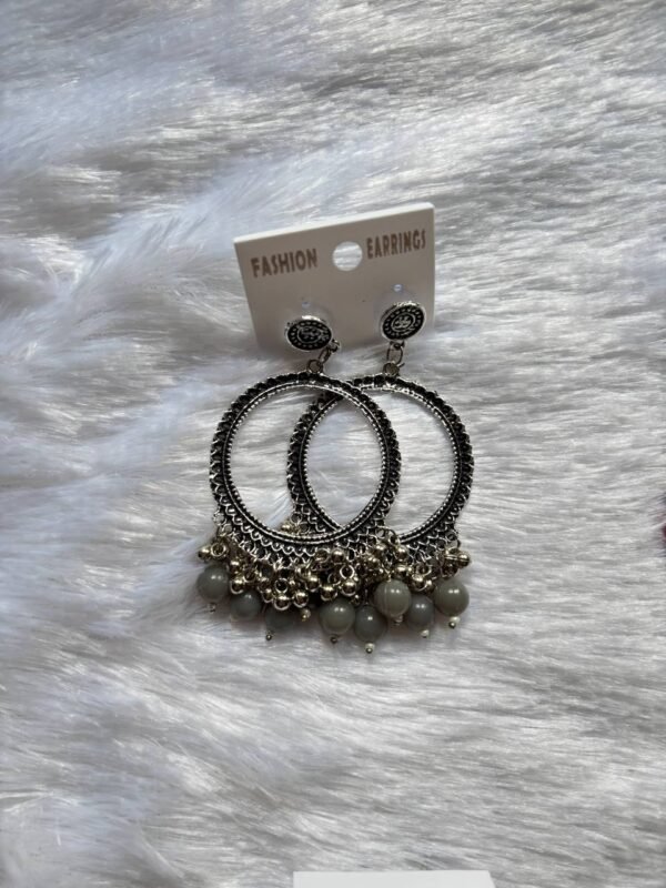 Grey Beads Earring Bezzels