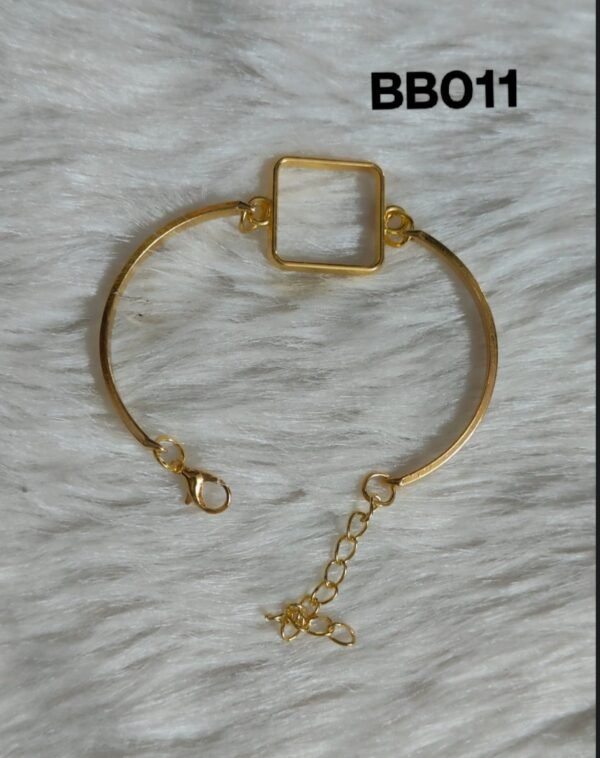 Golden Bracelet Bezel Square